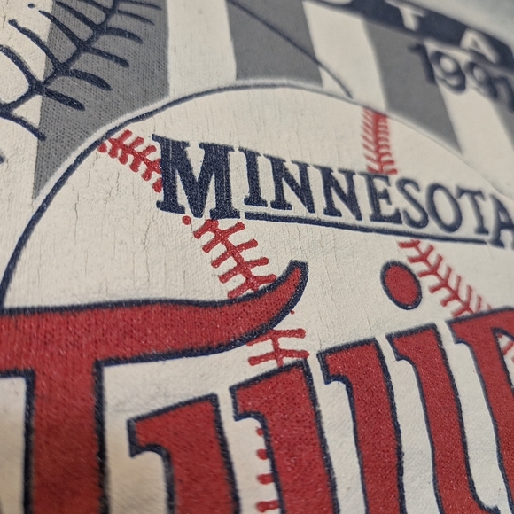 VTG 90s Minnesota Twins Mens XL Gray Sweater Western Division Champions - Picture 2 of 7